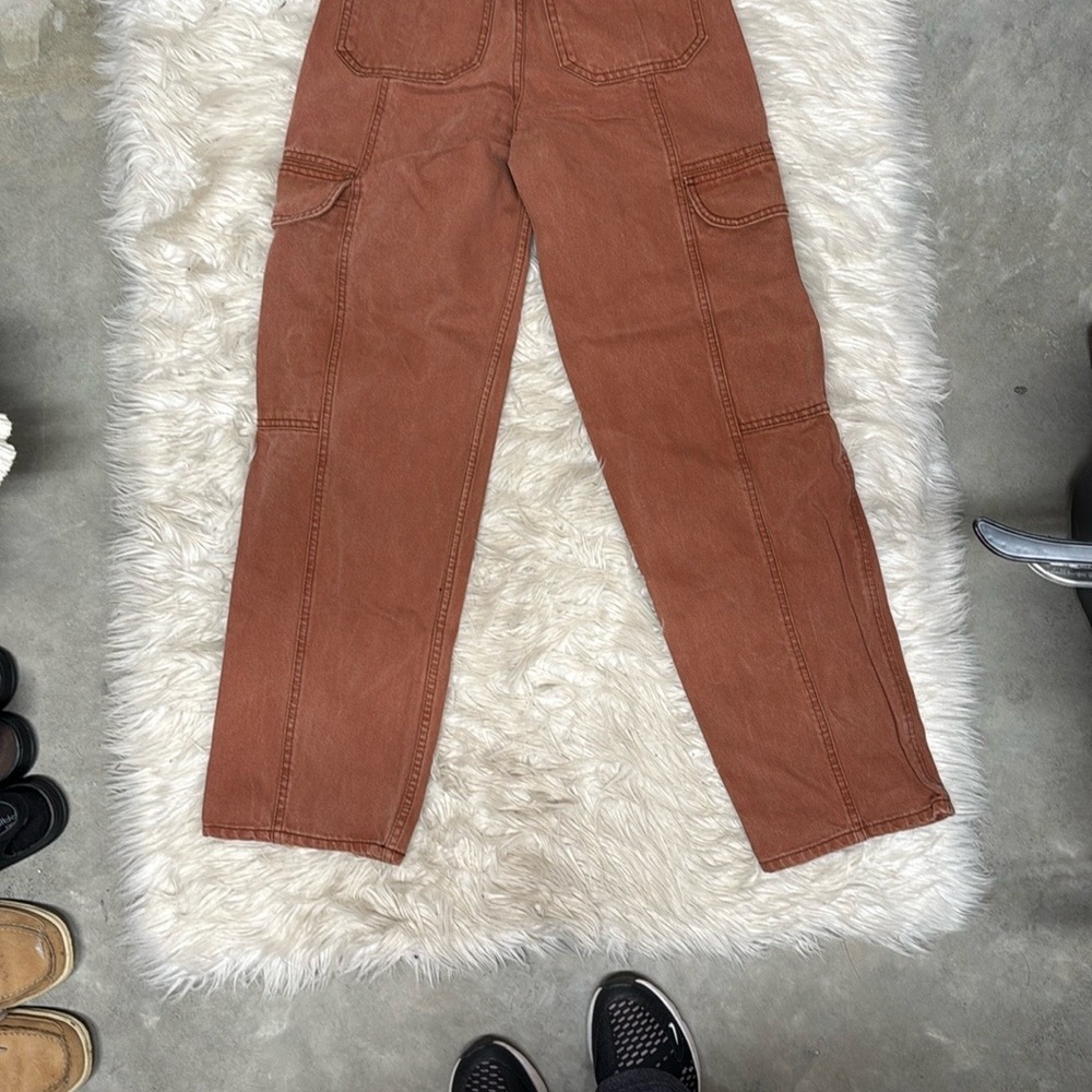 BDG Jeans - Picture 7 of 7
